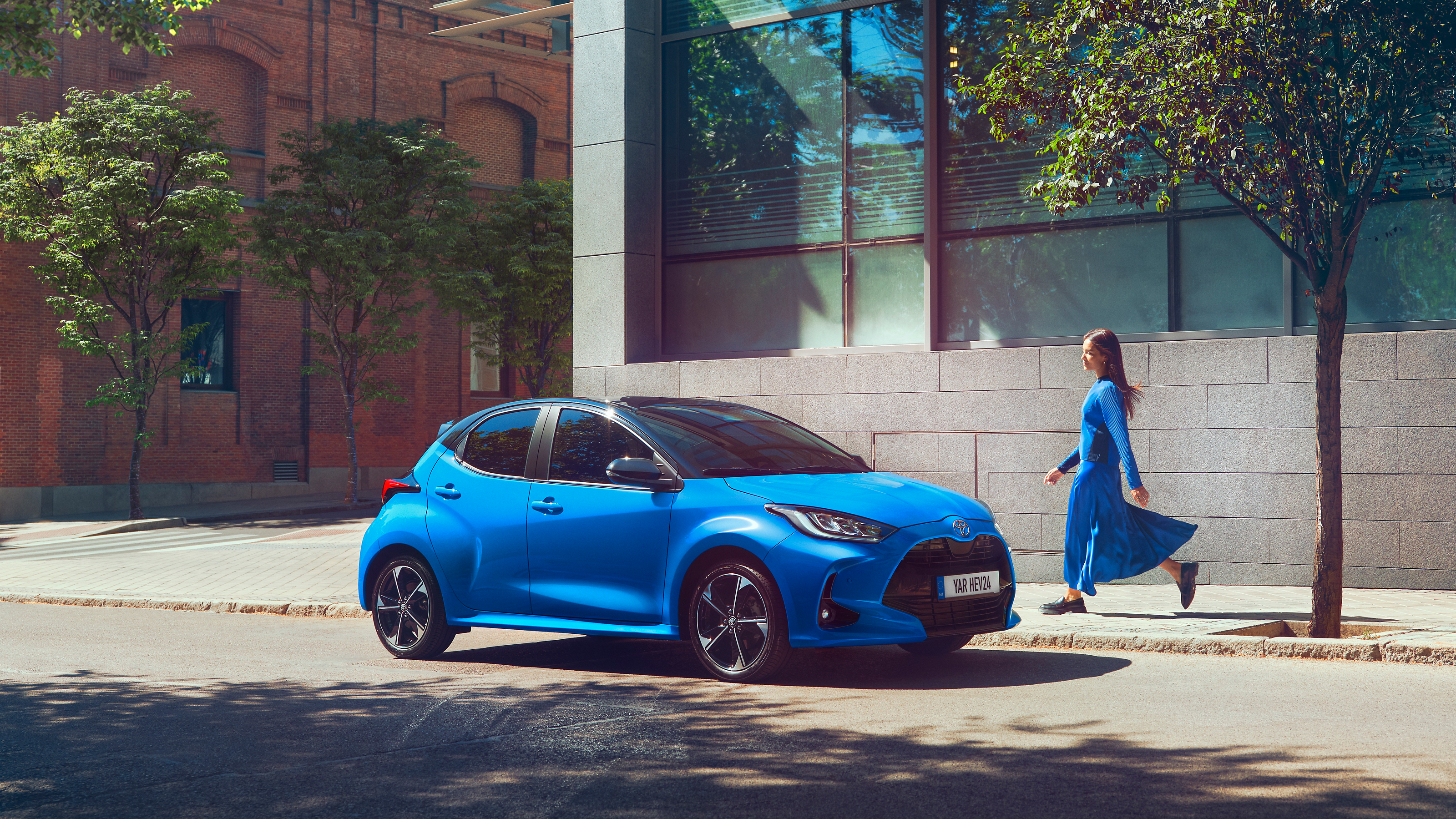 Toyota yaris electric car price 2025